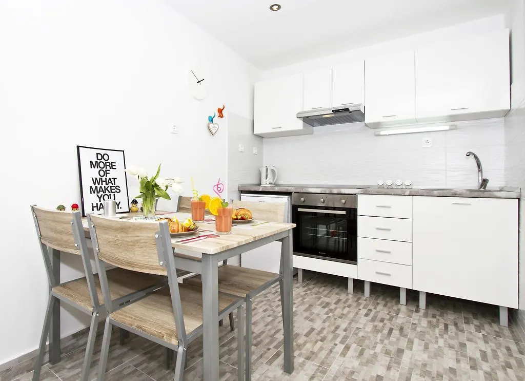 Apartment Shiny Love Split