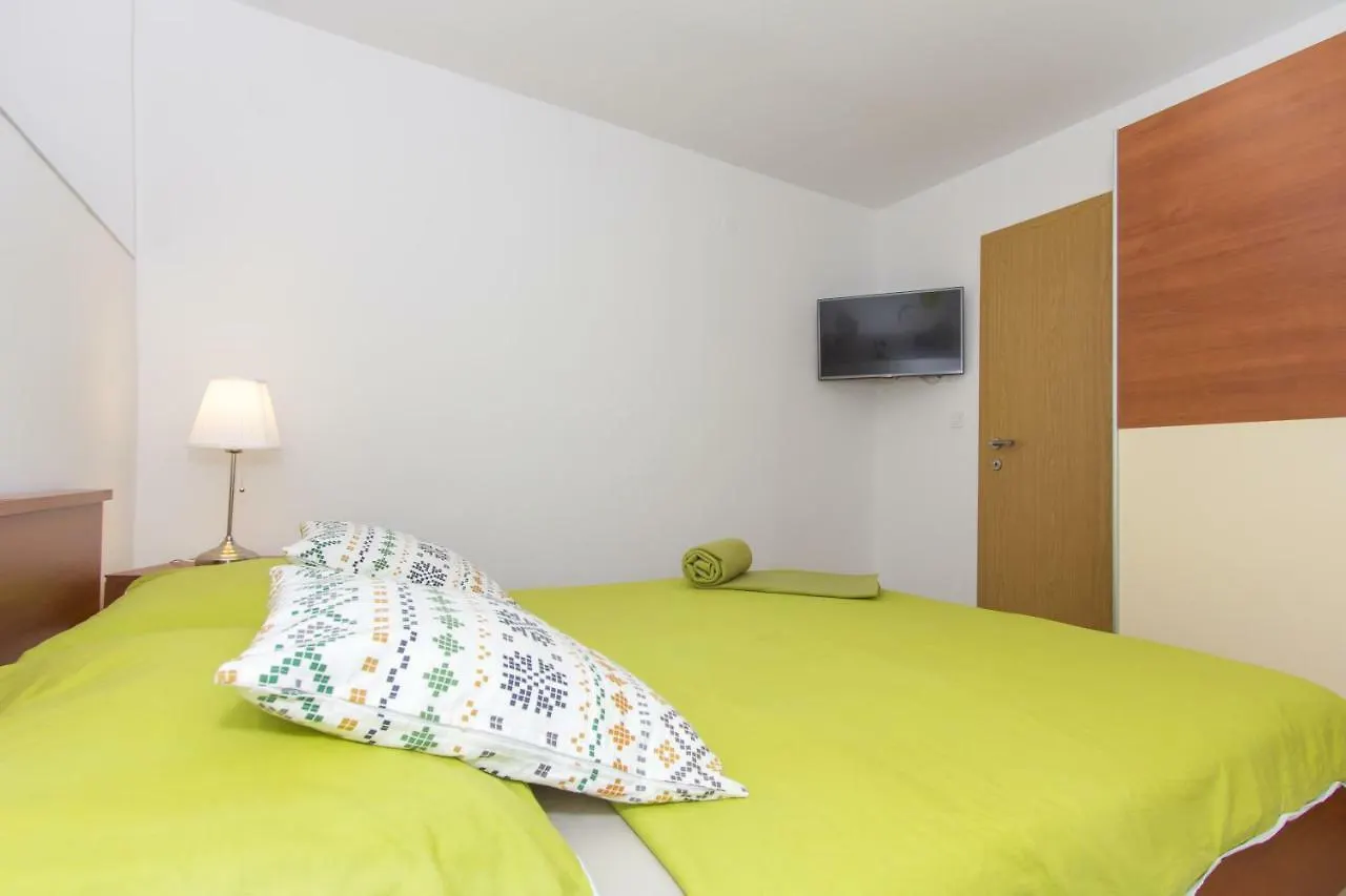 Apartment Shiny Love Split 0*,  Croatia